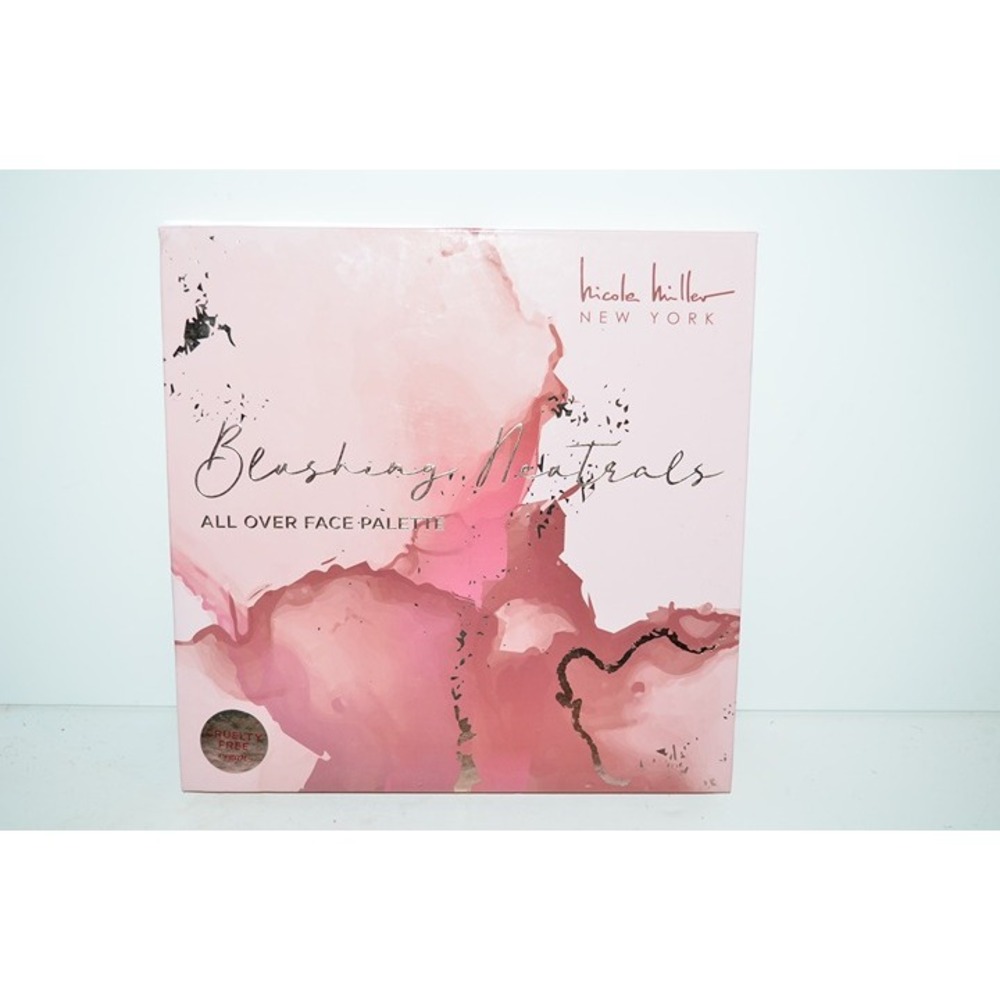 Nicole Miller New York Blushing Naturals All Over Face Palette Makeup set